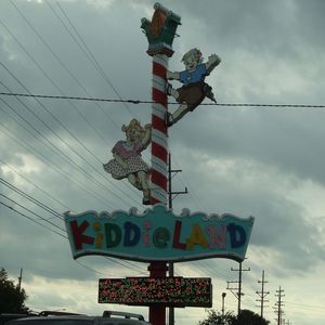 Meet your Posher, Lillian